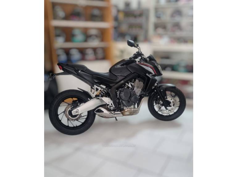 HONDA - CB 650 - 2015/2015 - Preta - R$ 38.990,00