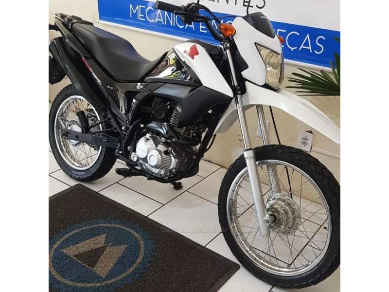 HONDA - NXR 160 - 2018/2018 - Branca - R$ 14.500,00